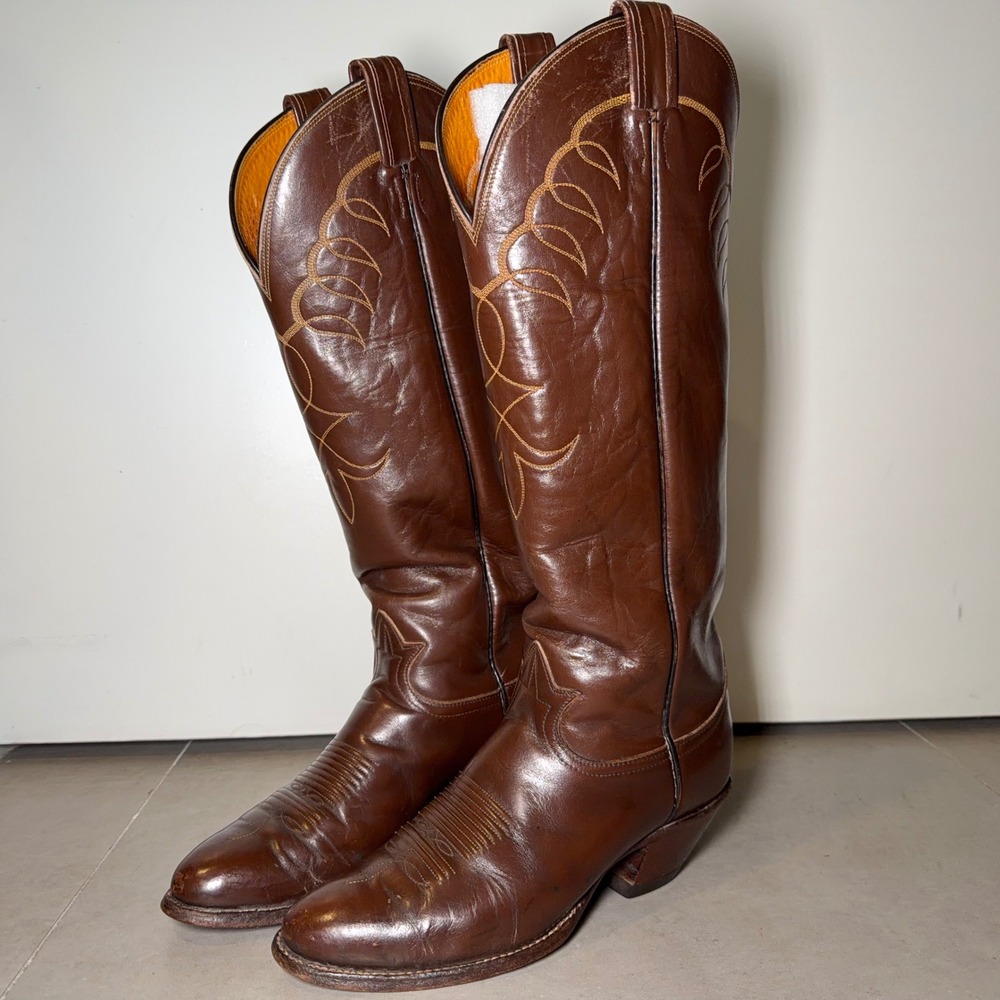 VTG Tony Lama Cowboy Boots Mens 8.5D Brown Leather Tall Vine Stitch Western Heel
